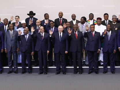 الرئيس الروسي فلاديمير بوتين في صورة تذكارية مع القادة الأفارقة بقمة روسيا إفريقيا في سوتشي. 24 أكتوبر 2019.. - TASS