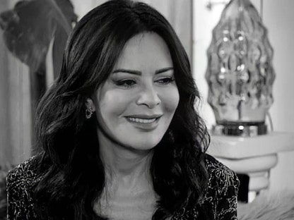 الممثلة اللبنانية كارمن لبّس في مشهد من مسلسل عروس بيروت. - الشرق