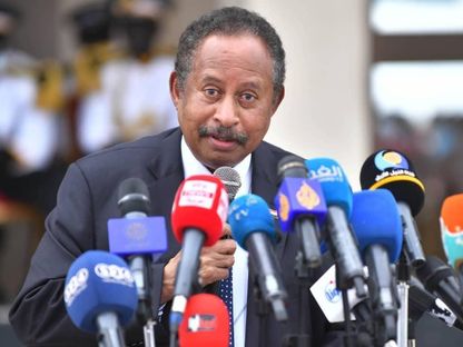رئيس الوزراء السوداني عبد الله حمدوك  -  Getty Images