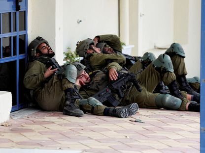 الجيش الإسرائيلي يقيل قادة سرية بعد تراجعها أمام إطلاق نار من مقاتلي "حماس"