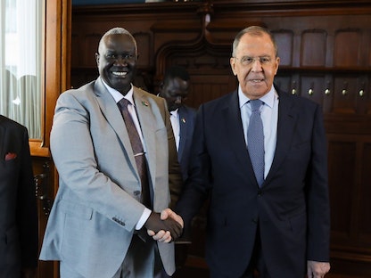وزير الخارجية الروسي سيرجي لافروف مع مالك عقار نائب رئيس مجلس السيادة السوداني في موسكو. 30 يونيو 2023 - Twitter@mfa_russia