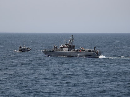 زوارق البحرية الإسرائيلية قبالة رأس الناقورة على الحدود اللبنانية الإسرائيلية - 4 مايو 2021 - REUTERS