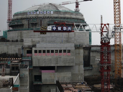 أعمال الإنشاء في مفاعل نووي في مدينة تايشان الصينية - 17 أكتوبر 2013 - REUTERS