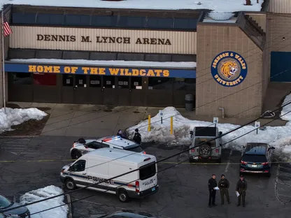 سقوط شخصين بإطلاق نار خلال مباراة للهوكي بولاية رود آيلاند الأميركية