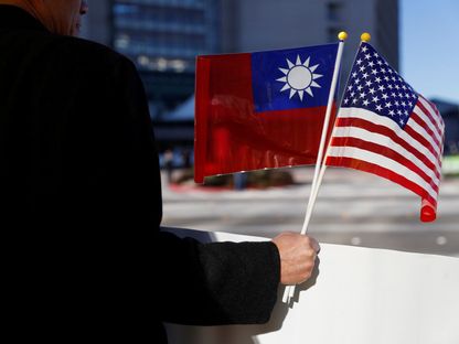 علما تايوان والولايات المتحدة - REUTERS