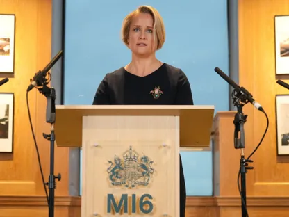 استراتيجية الاستخبارات البريطانية الجديدة.. روسيا والصين تتصدران الأولويات