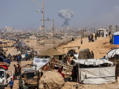 إسرائيل توسع عملياتها البرية في غزة وسط قصف عنيف ودمار واسع