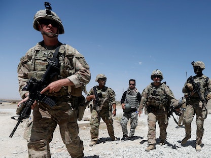 دورية أميركية في قاعدة أفغانية بإقليم لوغار - 7 أغسطس 2018 - REUTERS