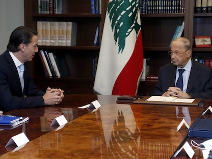 الرئيس اللبناني ميشال عون يستقبل الوسيط الأميركي في عملية التفاوض لترسيم الحدود البحرية آموس هوكستين- 20 أكتوبر 2021 - Twitter/@LBpresidency