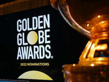 جانب من الاستعدادات لإعلان ترشيحات جوائز جولدن جلوب الـ 79، بيفرلي هيلز، كاليفورنيا، الولايات المتحدة، 13 ديسمبر 2021 - AFP