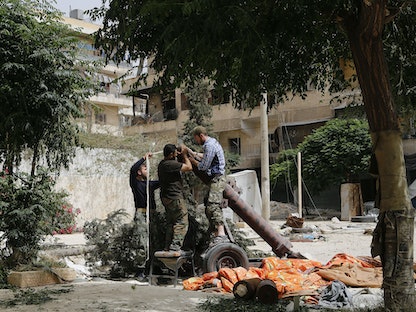 عناصر من تنظيم "جبهة النصرة" سابقاً في حلب شمال سوريا - REUTERS