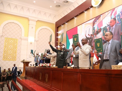 مراسم التوقيع على "الاتفاق الإطاري" بين القوى السياسية والمكون العسكري في السودان، 5 ديسمبر 2022 - REUTERS