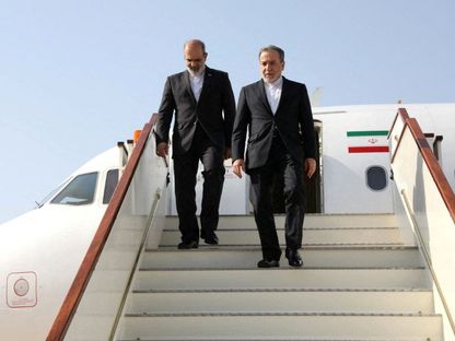 وزير الخارجية الإيراني عباس عراقجي يصل إلى مسقط استعداداً لعقد محادثات مع الولايات المتحدة. 25 أبريل 2025 - Reuters