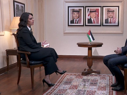 وزير الخارجية الأردني أيمن الصفدي خلال مقابلة مع "الشرق" 