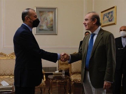 وزير الخارجية الإيراني حسين أمير عبد اللهيان يستقبل المنسق الأوروبي لمحادثات فيينا إنريكي مورا في طهران - 27 مارس 2022 - tasnimnews.com