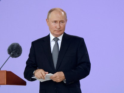 الرئيس الروسي فلاديمير بوتين خلال افتتاح منتدى عسكري في موسكو - 15 أغسطس 2022 - REUTERS
