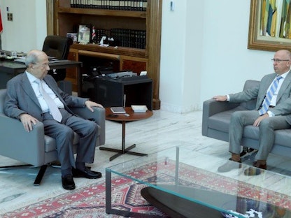 الرئيس اللبناني ميشال عون يستقبل السفير الأوكراني لدى لبنان إيهور أوطاش في بيروت - 28 يوليو 2022 