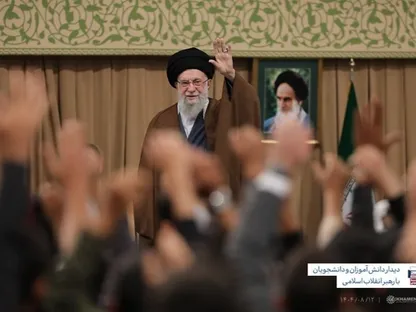 المرشد الإيراني علي خامنئي، في طهران، 3 نوفمبر 2025 - تسنيم