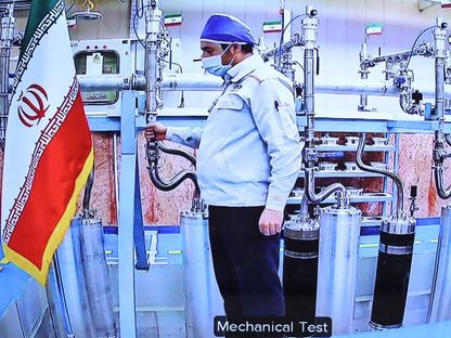"خيارات إيران النووية" في ميزان تأثيرات الضربات الأميركية
