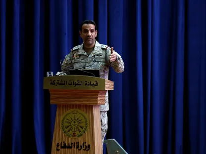 التحالف: اعتراض وتدمير صاروخ باليستي أطلقه الحوثيون شمال الرياض
