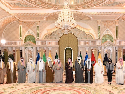 أمير الكويت الشيخ نواف الأحمد الصباح يستقبل أعضاء مجلس الوزراء لأداء اليمين الدستورية - 3 مارس 2021 - Kuna