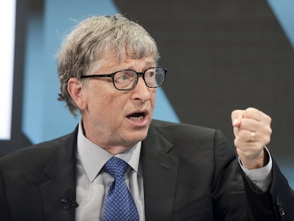 بيل غيتس خلال جلسة نقاش في المنتدى الاقتصادي العالمي بدافوس، 22 يناير 2019 - Bloomberg