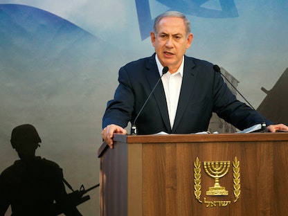 رئيس الوزراء الإسرائيلي بنيامين نتنياهو يتحدث خلال حفل تأبين لجنود قتلوا خلال حرب غزة 2014 - القدس - 26 يوليو  2016 - REUTERS