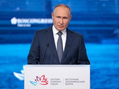 الرئيس الروسي فلاديمير بوتين يتحدث في المنتدى الاقتصادي الشرقي في مدينة فلاديفوستوك - 7 سبتمبر 2022 - via REUTERS