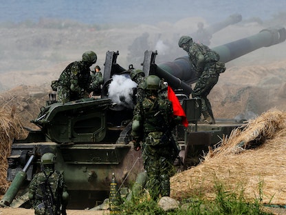 مناورة عسكرية بالذخيرة الحية في تايوان تحاكي عملية غزو الجيش الصيني للجزيرة، 30 مايو 2019 - REUTERS