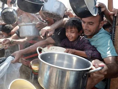 مرصد عالمي: المجاعة تتكشف في غزة وأدلة متزايدة على سوء التغذية وانتشار الأمراض