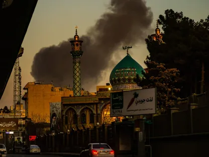 من "وعود الحرية" إلى "استسلام غير مشروط".. الغموض يكتنف استراتيجية ترمب تجاه إيران