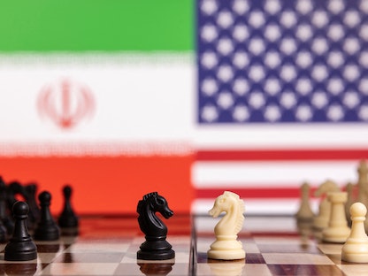 صورة تعبيرة للمفاوضات غير المباشرة بين الولايات المتحدة وإيران بشأن إحياء الاتفاق النووي في فيينا - REUTERS