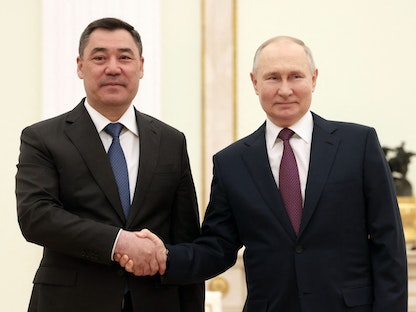 روسيا تعلن نيتها "تطوير" منشآتها العسكرية في قيرغيزستان