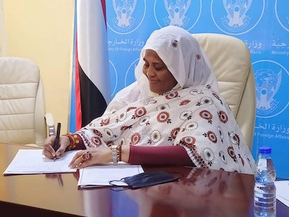 مريم الصادق المهدي وزيرة الخارجية السودانية. - وكالة الأنباء السودانية