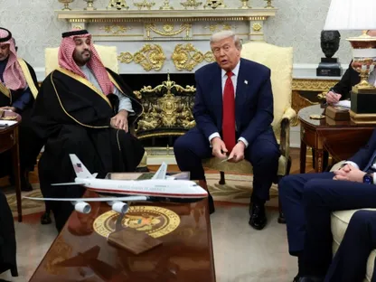 الرئيس الأميركي دونالد ترمب يستقبل ولي العهد السعودي الأمير محمد بن سلمان في البيت الأبيض. 18 نوفمبر 2025 - REUTERS