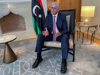 رئيس الوزراء الليبي المعين من قبل البرلمان فتحي باشاغا خلال حوار مع وكالة رويترز في العاصمة التونسية - تونس - 30 مارس 2022 - REUTERS