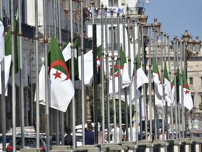 أحد شوارع العاصمة الجزائر - AFP