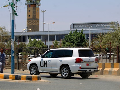 موكب للمبعوث الأممي لليمن أمام مطار صنعاء الدولي. 11 أبريل 2022. - AFP