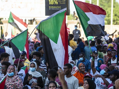 متظاهرون سودانيون ضد إجراءات قائد الجيش في العاصمة الخرطوم- 17 نوفمبر 2021 - Getty Images