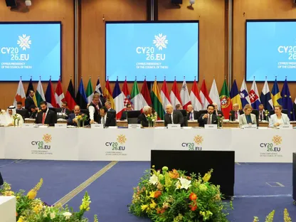 عون: لبنان يرفض أن يكون ورقة تفاوض في الصراعات الإقليمية