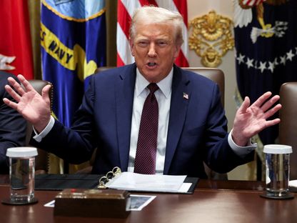 الرئيس الأميركي دونالد ترمب خلال اجتماع للحكومة في البيت الأبيض. 26 أغسطس 2025 - Reuters