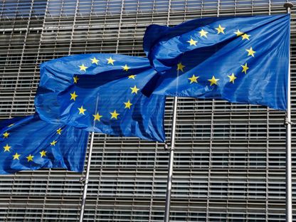 تحقيقات وغرامات.. تفاصيل أزمة أوروبا مع شركات التكنولوجيا الأميركية