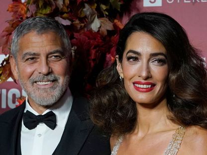 جورج كلوني وزوجته أمل وطفلاهما يحصلون على الجنسية الفرنسية