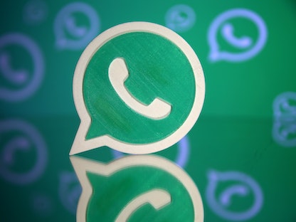 شعار تطبيق "واتساب" - REUTERS