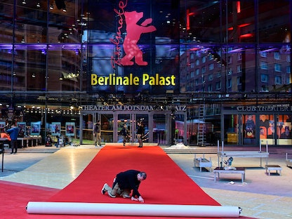 مدخل قصر برلينالي، الذي يحتضن مهرجان برلين السينمائي الدولي- 14 فبراير 2023 - AFP