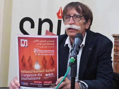 رئيس جمعية الصحافة والمواطنة والمدير المؤسس للمنتدى الدولي للصحافة في تونس جيروم بوفييه يعلن انطلاق الدورة الثانية. - twitter/LesAssises