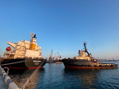 حاملة البضائع التي ترفع علم بنما "نافي ستار" في الميناء البحري بأوديسا بعد استئناف تصدير الحبوب وسط الغزو الروسي على أوكرانيا - 5 أغسطس 2022 - REUTERS