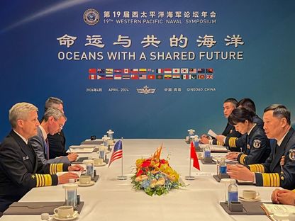 "عرض للدبلوماسية".. الصين تعقد اجتماعين منفصلين مع البحريتين الأميركية والروسية