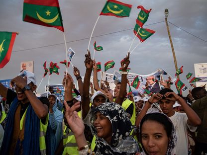موريتانيا.. مرشحو الرئاسة يختتمون حملاتهم الانتخابية عشية الاقتراع