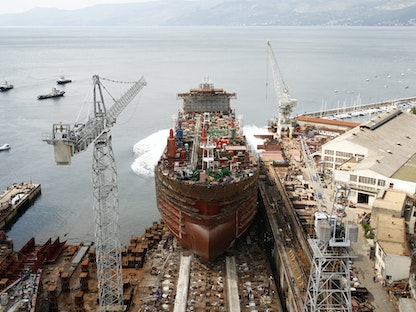 حوض بناء السفن في ميناء رييكا الكرواتي - 26 أبريل 2008 - REUTERS